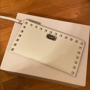 Michael Kors wristlet